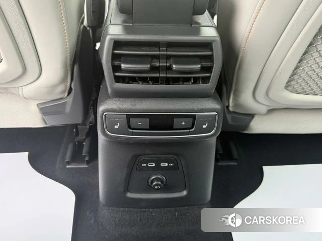 Audi Q5 e-tron id 4259760 из Китая 13