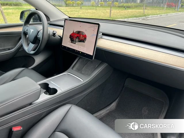 Tesla Model Y 2022 Черный из Китая, фото 6