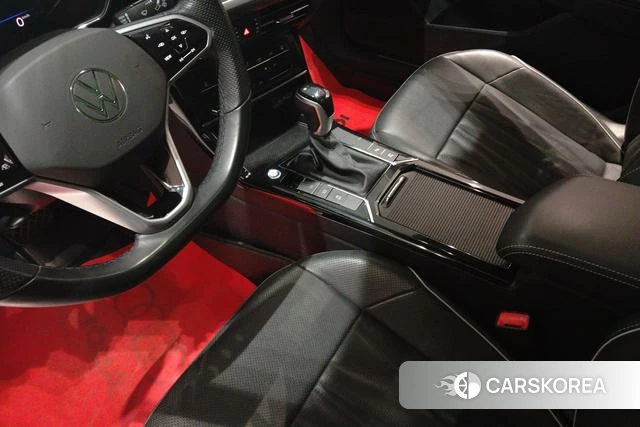Volkswagen Passat id 4207879 из Китая 13
