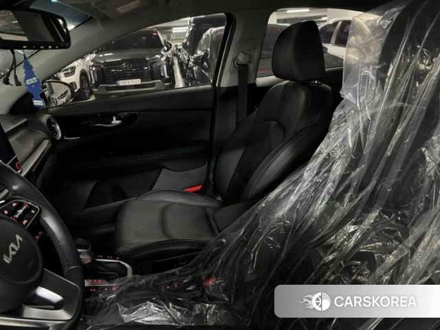 Kia The New K3 2nd generation 2021 Белый из Кореи, фото 6