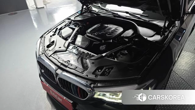 BMW 5 Series (G30) id 4520208 из Кореи 30