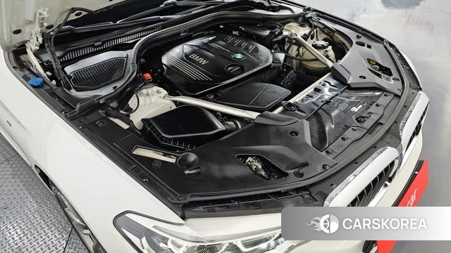 BMW 5 Series (G30) id 3886587 из Кореи 16