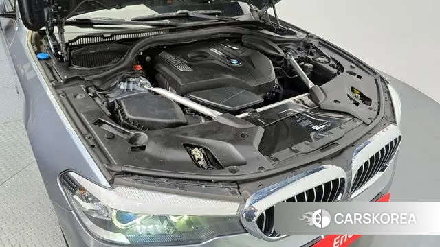 BMW 5 Series (G30) id 3000428 из Кореи 16