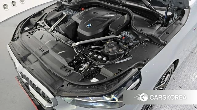 BMW 5 Series (G60) id 3952999 из Кореи 16