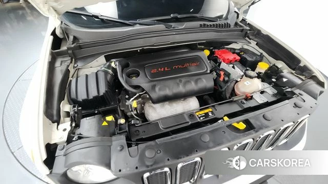 Jeep Renegade id 3937055 из Кореи 16