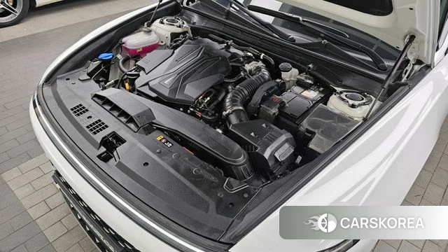 Hyundai Grandeur (GN7) id 3876681 из Кореи 16