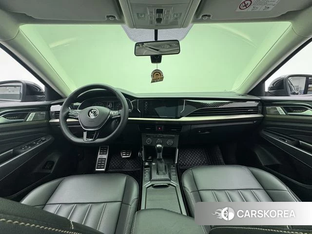 Volkswagen Passat id 4258561 из Китая 24