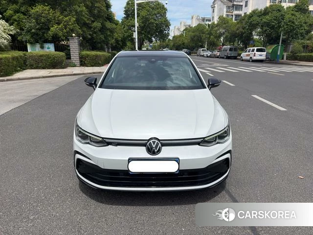 Volkswagen Golf 2021 Белый из Китая, фото 6