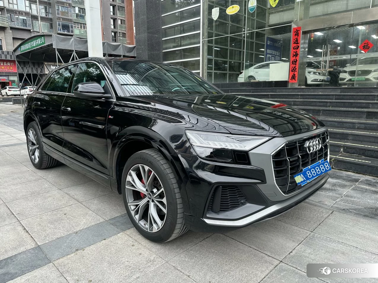 Audi Q8 2020 Черный из Китая, фото 6
