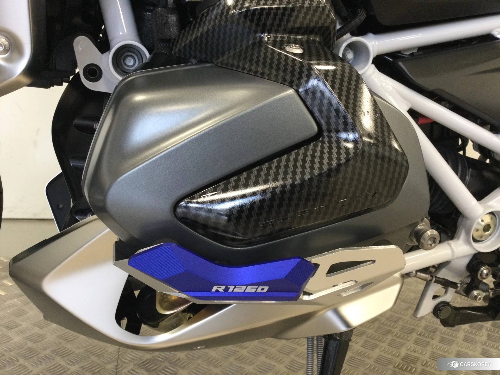 Проданный BMW R1250R id 4320074 из Японии, фото 6