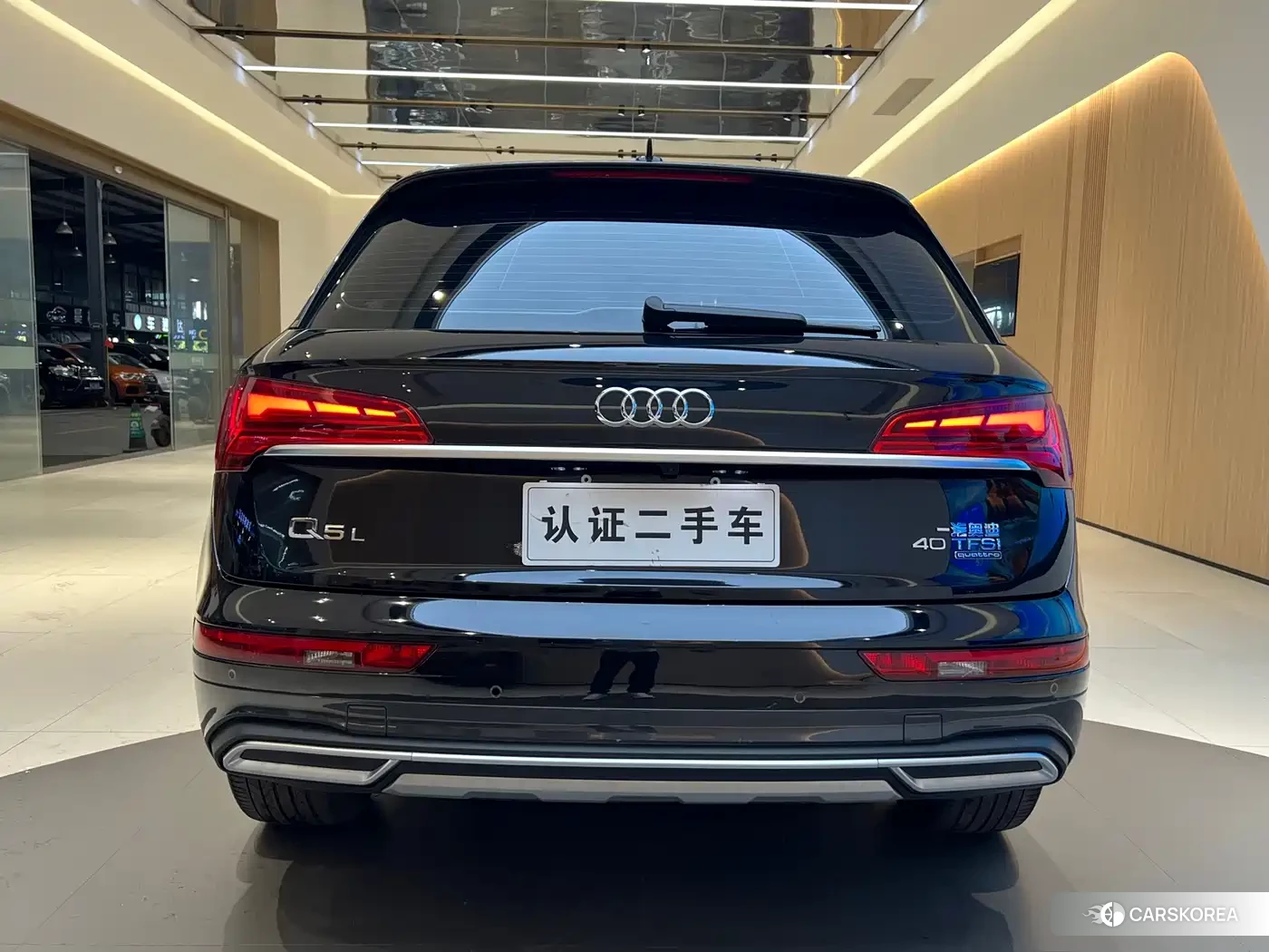 Audi Q5L id 4553832 из Китая 16
