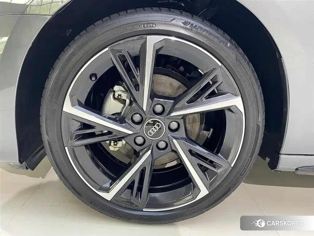Audi A3 id 4583630 из Китая 15