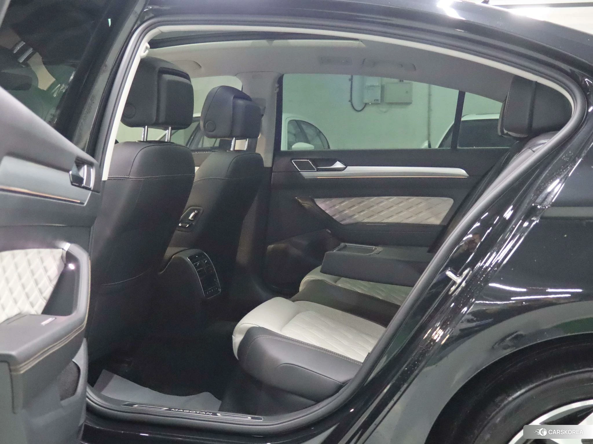 Volkswagen Magotan id 4455283 из Китая 17