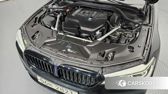 BMW 5 Series (G30) id 4672577 из Кореи 28