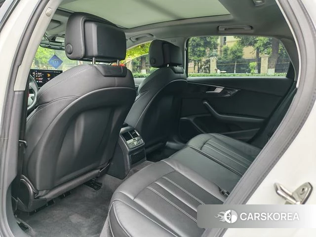 Audi A4L id 4272320 из Китая 10
