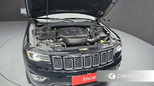 Jeep Grand Cherokee id 3636422 из Кореи 16