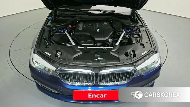 BMW 5 Series (G30) id 3039395 из Кореи 16