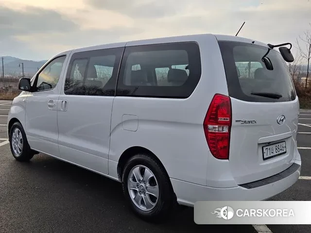 Hyundai The New Grand Starex id 3514802 из Кореи 16