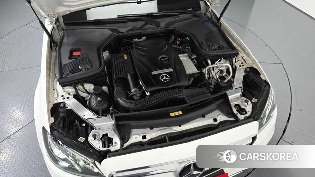 Mercedes-Benz E-Class W213 id 4536858 из Кореи 27