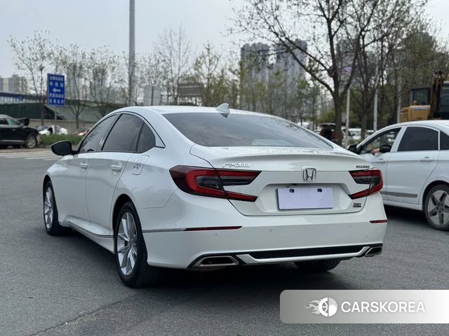 Honda Accord id 4297893 из Китая 16