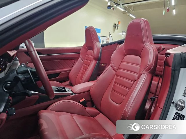 Porsche 911(992) id 4529898 из Кореи 16