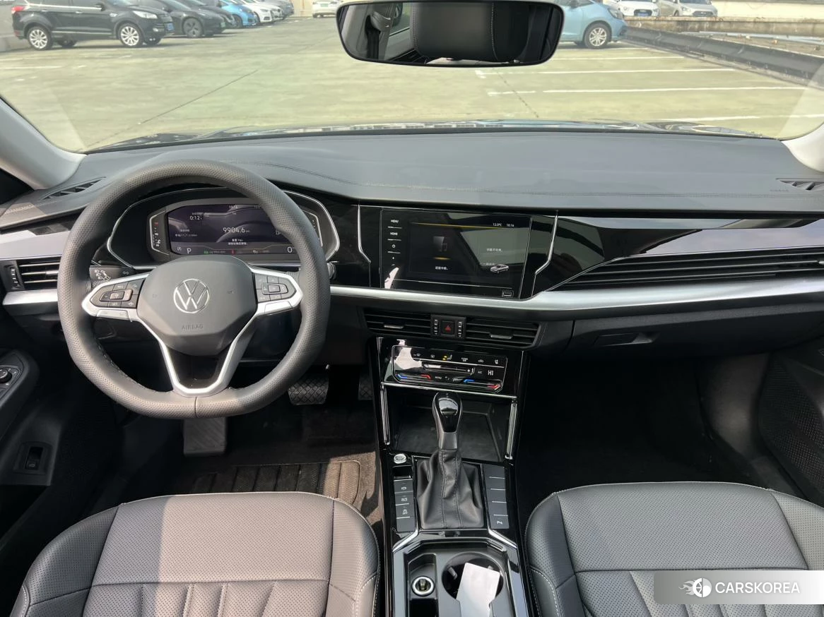 Volkswagen Passat id 4421056 из Китая 14