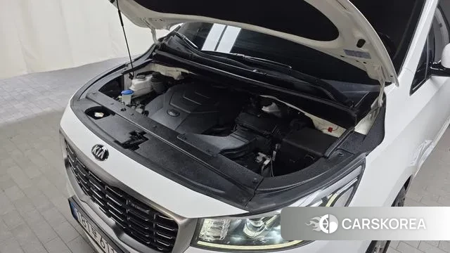 Kia The New Carnival id 3024609 из Кореи 16