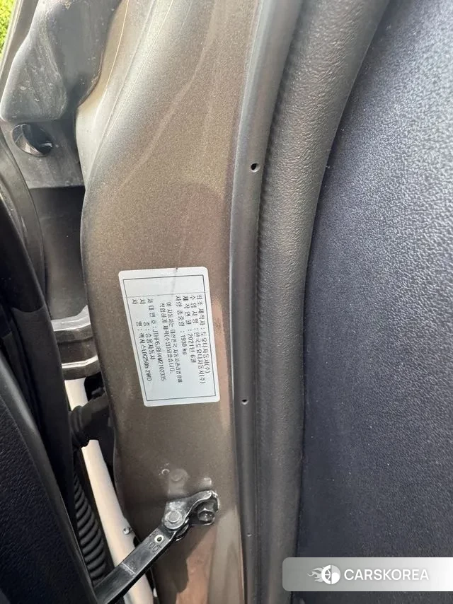 Lexus UX250h 2021 Серебряный из Кореи, фото 6