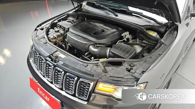 Jeep Grand Cherokee id 4775877 из Кореи 30