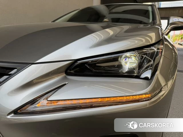Lexus NX id 4299907 из Китая 21