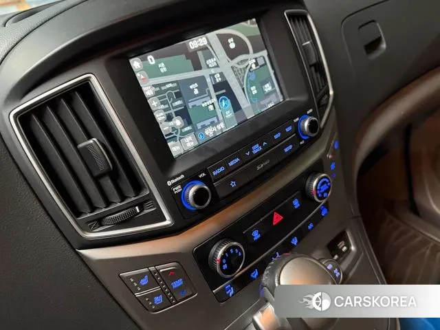 Hyundai The New Grand Starex id 3034189 из Кореи 16