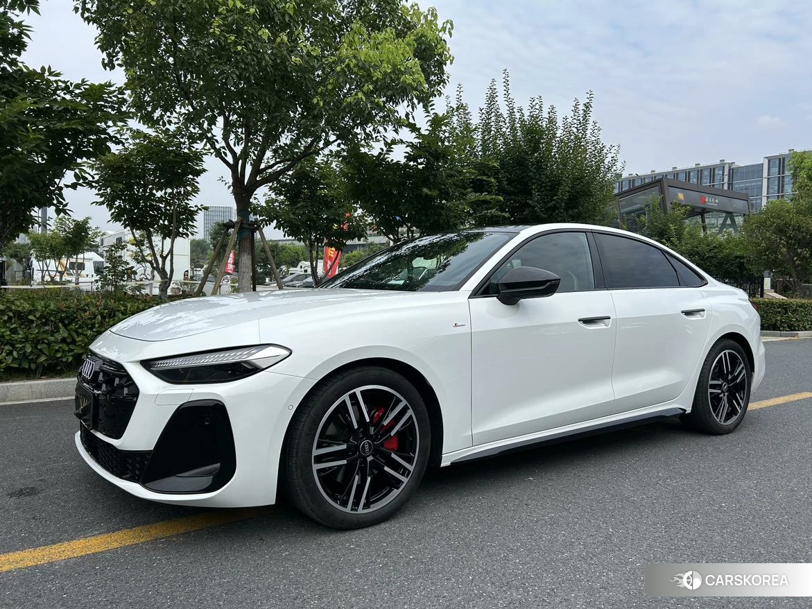 Audi A5L id 4514906 из Китая 11