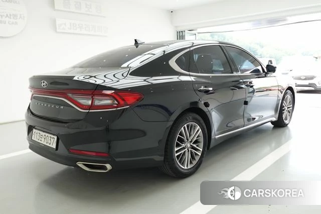 Hyundai Grandeur IG id 4345538 из Кореи 16