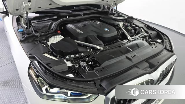 BMW 5 Series (G60) id 4630461 из Кореи 30