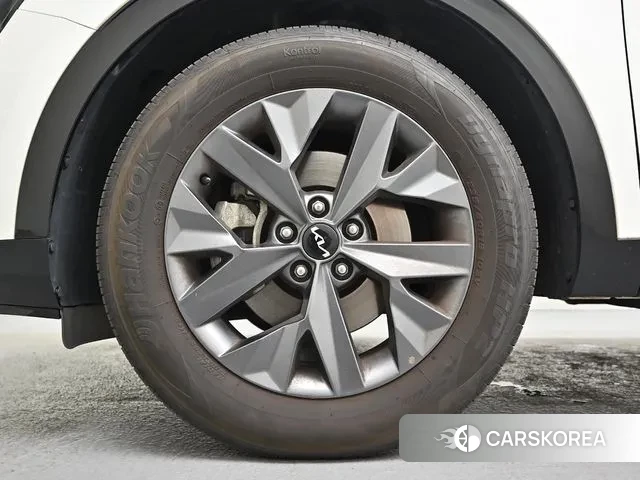 Kia Sportage 5th Generation 2021 Белый из Кореи, фото 6