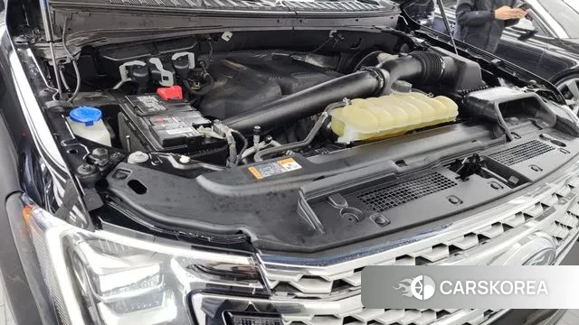 Ford Expeditation id 3295753 из Кореи 16