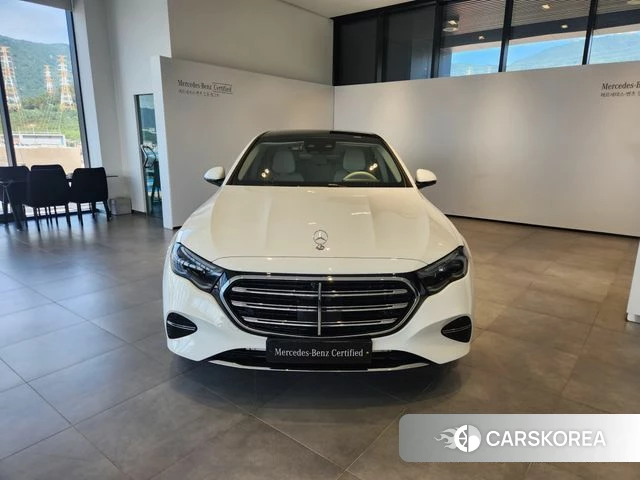 Mercedes-Benz E-Class W214 id 4629872 из Кореи 16