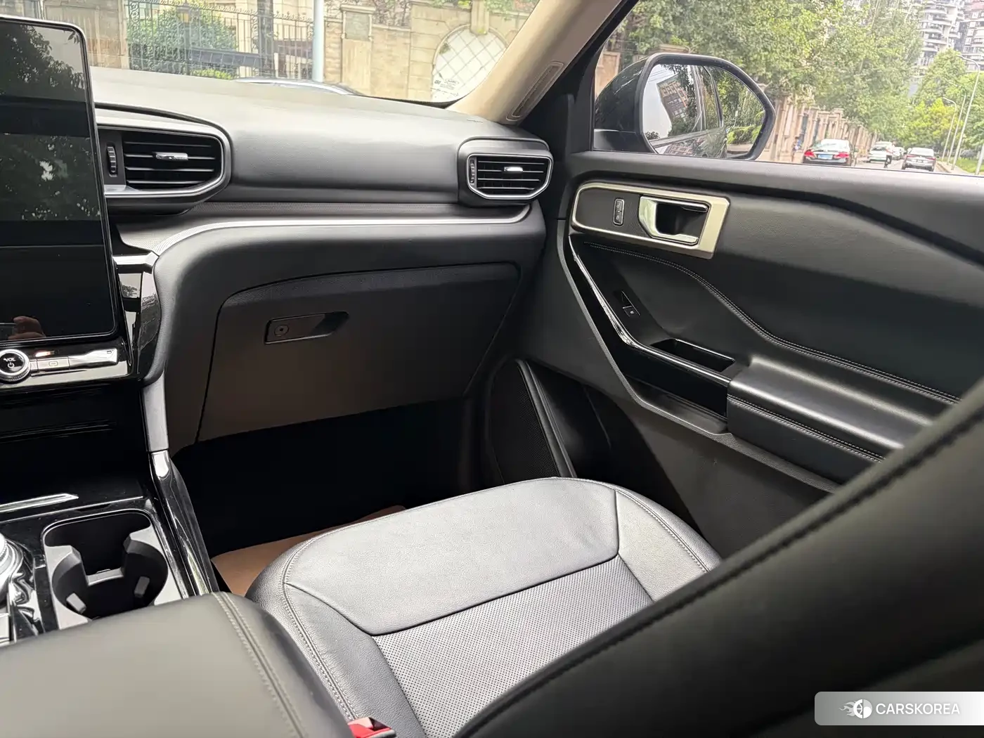 Ford Explorer id 4576676 из Китая 22