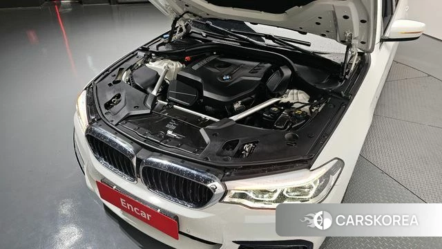 BMW 5 Series (G30) id 3845478 из Кореи 16