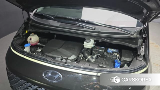 Hyundai Staria id 4308535 из Кореи 16
