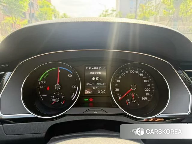 Volkswagen Magotan PHEV id 4299803 из Китая 9