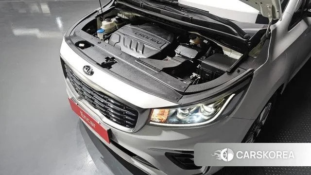 Kia The New Carnival id 3578502 из Кореи 16