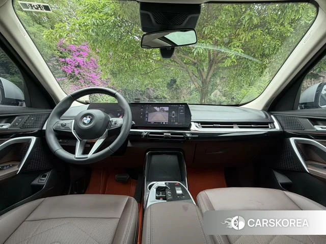 BMW X1 id 4387648 из Китая 21