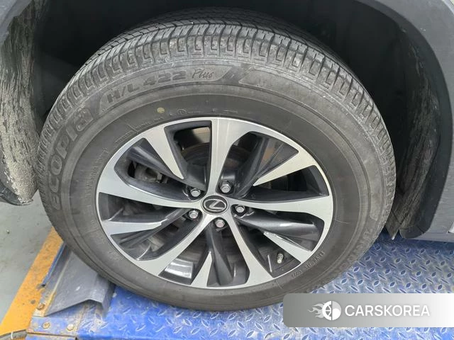 Lexus RX id 4272960 из Китая 7