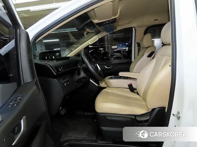 Hyundai Staria id 4618696 из Кореи 15