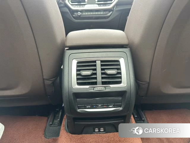 BMW X3 id 4240710 из Китая 21