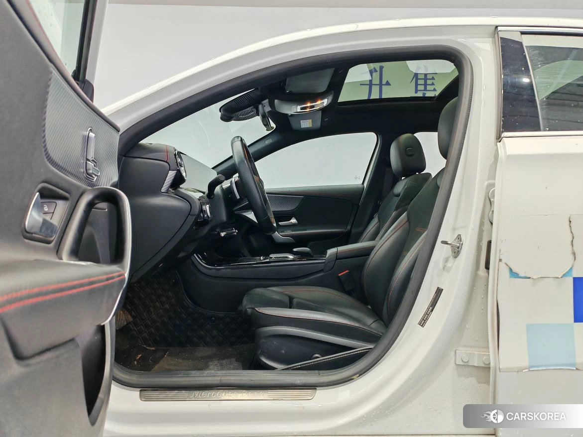Mercedes-Benz Class A id 4405851 из Китая 16