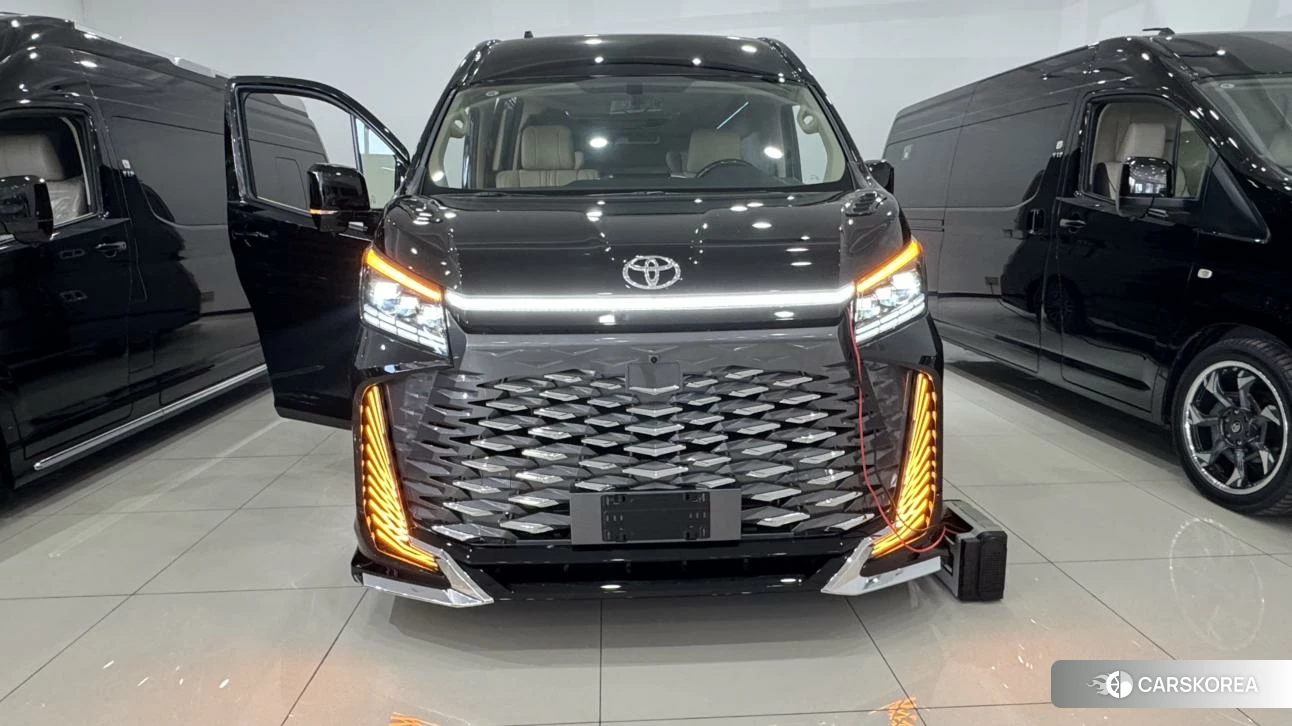 Toyota Hiace id 4468115 из Китая 16