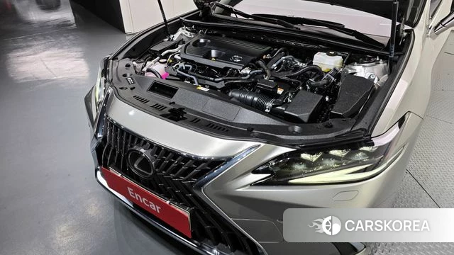 Lexus ES300h 7th generation id 3870433 из Кореи 16