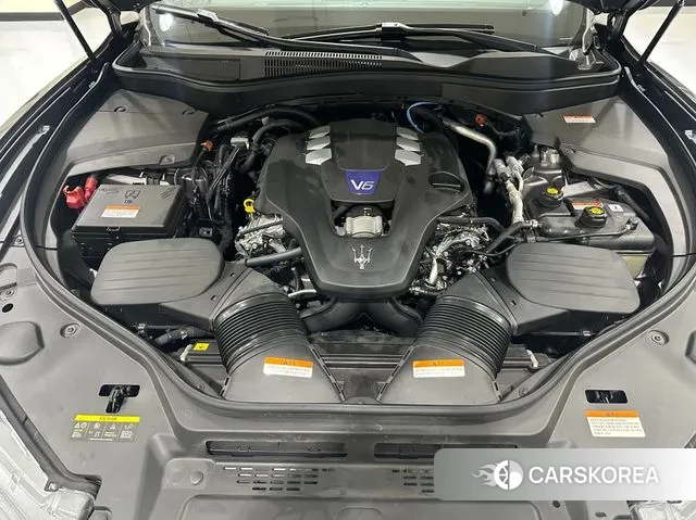 Maserati Levante id 3359811 из Кореи 15